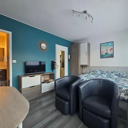 Apartment 2 Etoiles Proche Thermes Avec Parking *