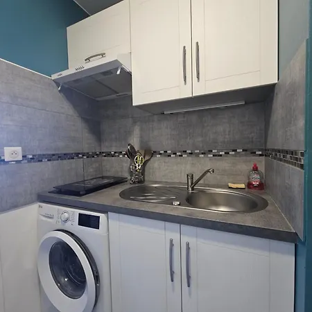 2 Etoiles Proche Thermes Avec Parking Apartment *